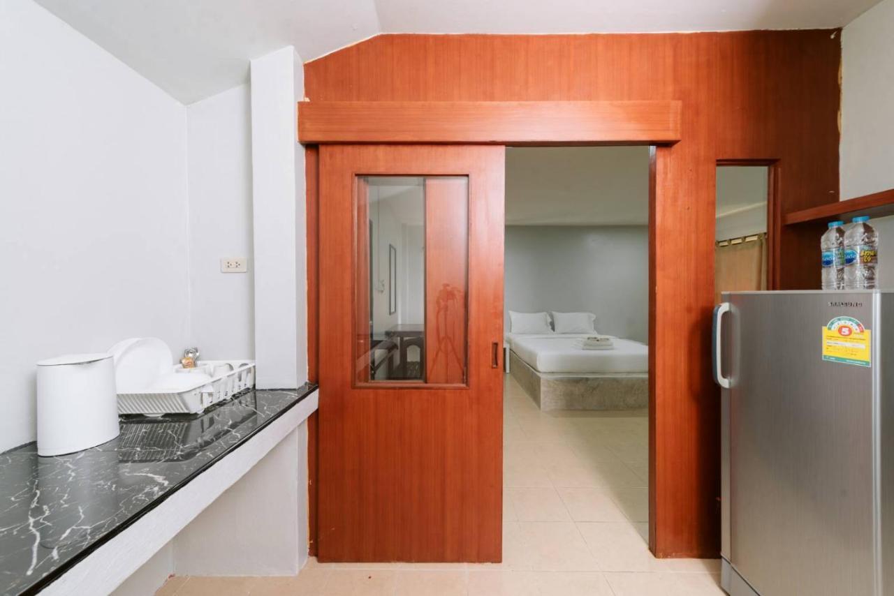 Surfer'S Village Khao Lak Exterior foto